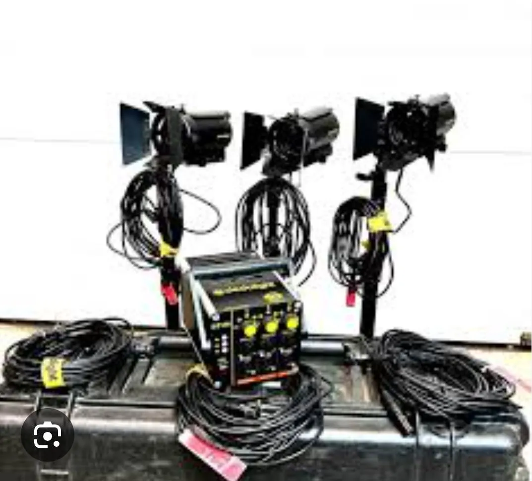 dedolight dt24-3 trio kit